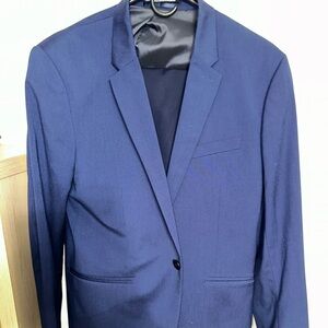 H&M Men’s Suit Set